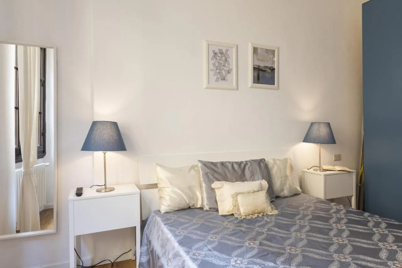 Apartments Florence- The Retreat 0*, Florence Italy